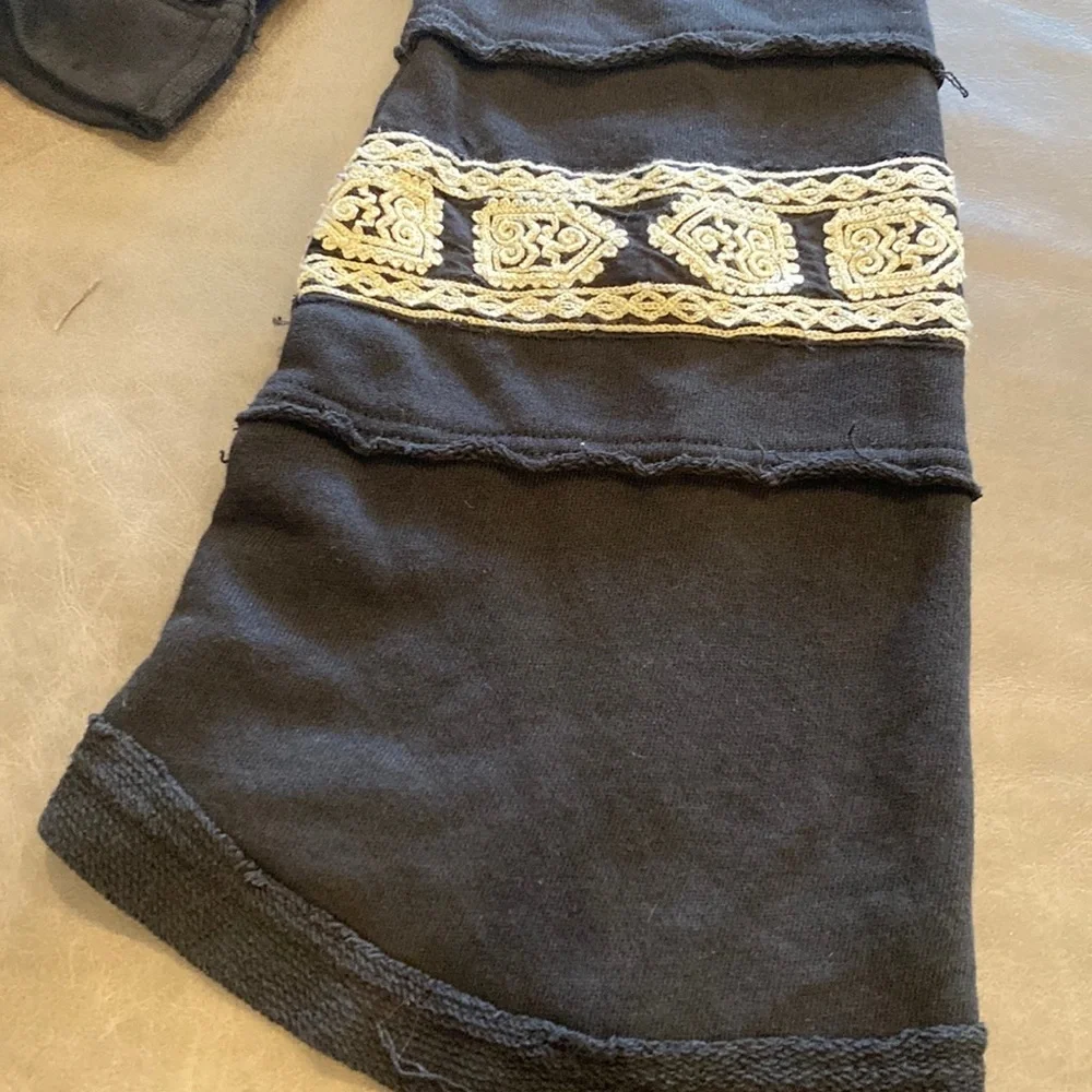 Free People Santa Maria Boho Embroidered Knit Pull-Over Top Size XS